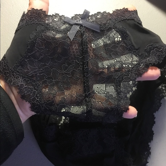 ❤️VS Lace-Trim Cheekini Panty❤️ - Picture 7 of 7